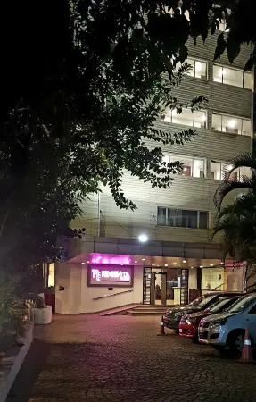 Regenta Place Bangalore, Cunningham Road