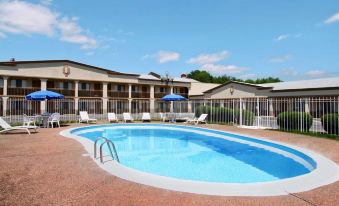 Days Inn by Wyndham Wrightstown McGuire AFB/Bordentown