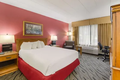 Best Western Braddock Inn Hotels near Center for Communications and Information Technology
