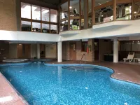 Arden Hotel and Leisure Club - piscina
