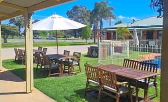 Regency Court Motel