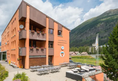Pontresina Youth Hostel Hotels in Pontresina