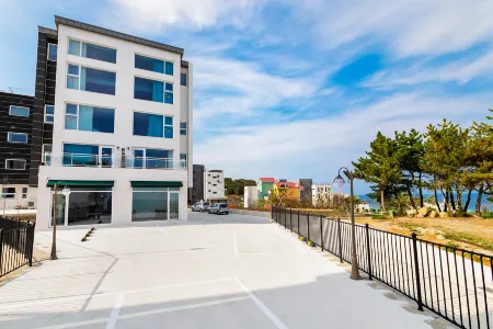Donghae Aeodalari Pension
