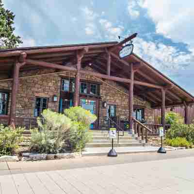 Bright Angel Lodge – Inside the Park Hotel Exterior