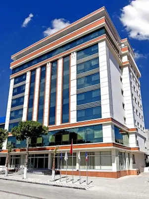 Palmcity Hotel Turgutlu فنادق في Hamzabeyli Mahallesi