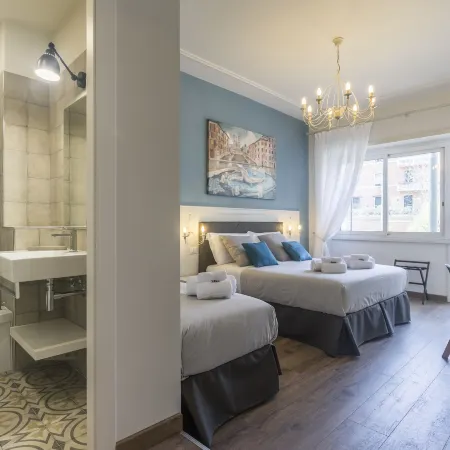 Trastevere Gallery Suites Отели рядом с достопримечательностью «Станция метро Garbatella»