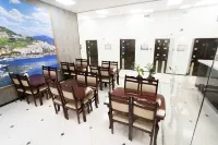 Ray Hotel