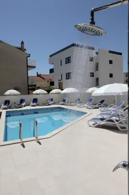 Apartments Villa Aquamarie - piscina