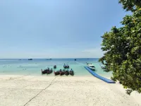 Charming Lipe Beach Resort