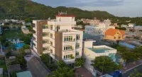 Gold Stars Hotel Hotels in Phước Hải