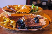 The Fraser River's Edge B&B Lodge - breakfast