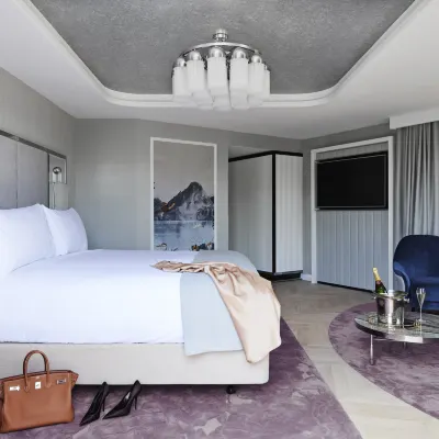 The Royce Hotels near Royal Botanic Gardens Victoria - Melbourne Gardens