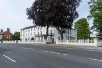 The Lawns Guest House Hotels in Retford