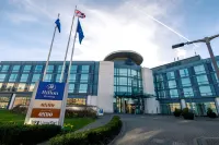 Hilton Reading Hotels near Reading Central Library