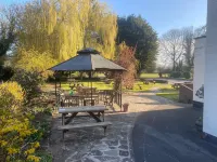 The Royal Oak - parking
