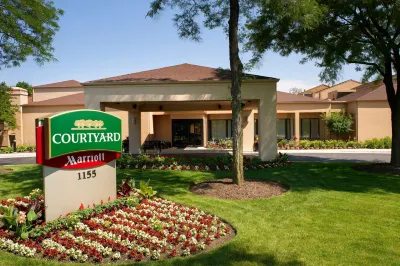Courtyard Chicago Naperville Hotel di Lisle