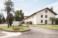 Pousada Betânia Hotels in Campina Grande do Sul