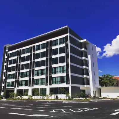 Sans Hotel Hotels near Ratchaburi Hospital
