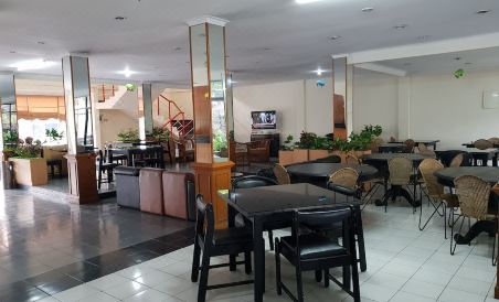 Hotel Cisarua Indah - Housity