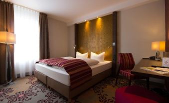 Hotel Parqeo im A66 - Housity