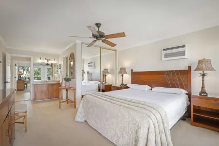 Aston Maui Hill Отели в г. Wailea