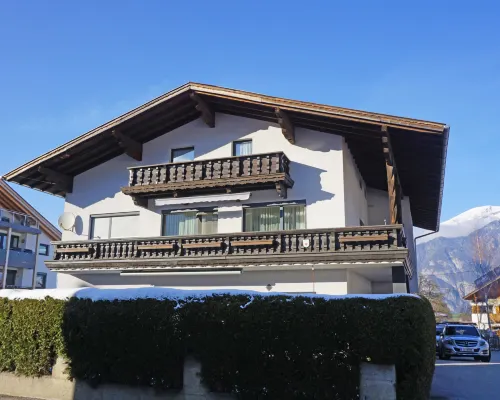 Haus Zimmermann Hotels in Axams