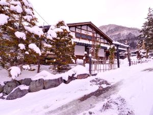 料理旅館 奥飛騨山草庵 饗家（きょうや）