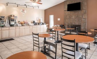 Super 8 by Wyndham Spokane Valley