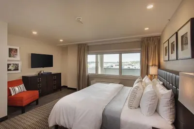 Fathoms Hotel & Marina Hotels near Tina Demel Inc