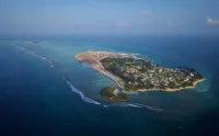 Sun & Surf Thulusdhoo
