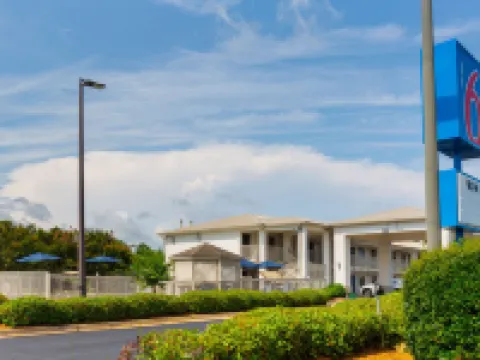 Motel 6 Albany, GA Hotels in Dougherty County