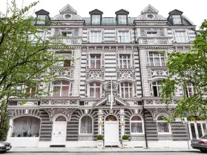 Hotel Opera