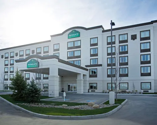 Wingate by Wyndham Calgary Airport Hotels near Saddletown C Train