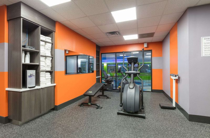 Wingate by Wyndham Dallas Love Field photo 2