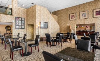 Quality Inn & Suites - Greensboro-High Point