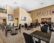 Quality Inn & Suites - Greensboro-High Point - breakfast