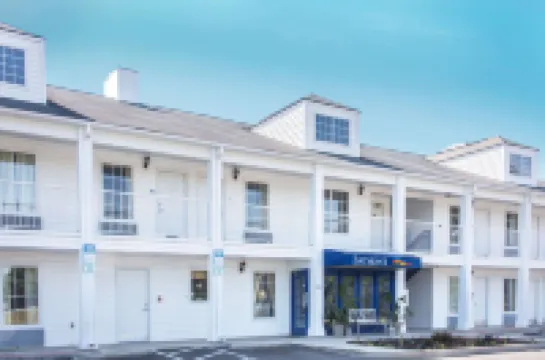 Baymont by Wyndham Dunn Hotels in Dunn