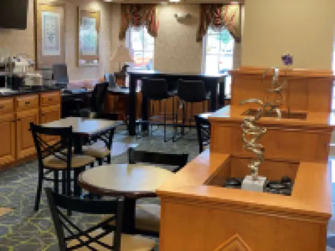 SureStay Plus Hotel by Best Western Warner Robins AFB Hotels in Warner Robins