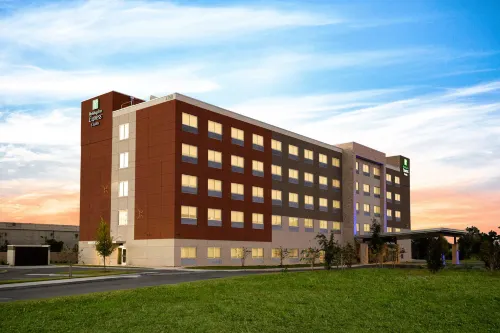 Holiday Inn Express & Suites Sanford- Lake Mary Hotels in Sanford