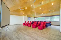 Summit Namnang Courtyard & Spa Near Mg Marg Hotels in Gangtok