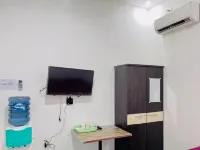 RedDoorz Syariah @ Binjai Timur Hotel dekat PASAR RAMBUNG KOTA BINJAI