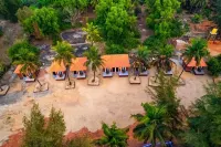 The Seventh Heaven Resort & Ocean Stays Hotels near Stone of tiger Huli kal