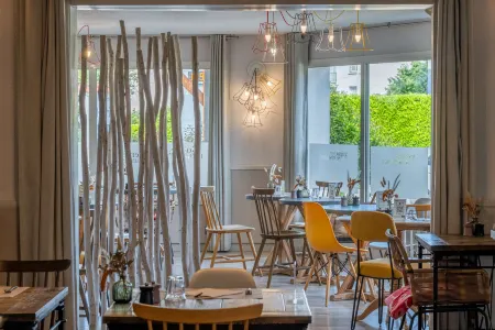 Kyriad Lyon Est - Bron Eurexpo le Cottage