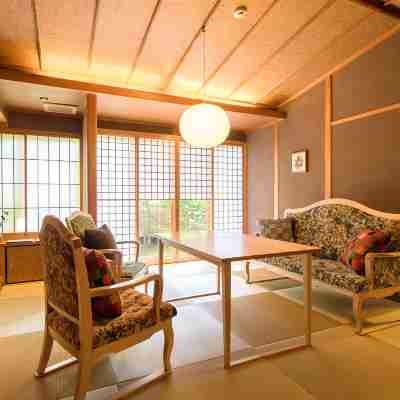 由布院 草庵秋桜 Rooms