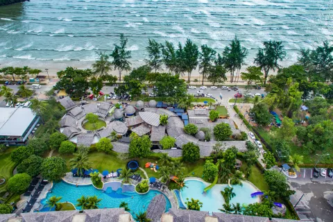 Holiday Ao Nang Beach Resort, Krabi