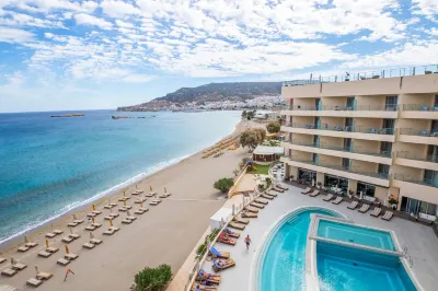Konstantinos Palace Hotel in zona Lefkos Beach