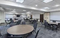 Hyatt Place Louisville East - breakfast