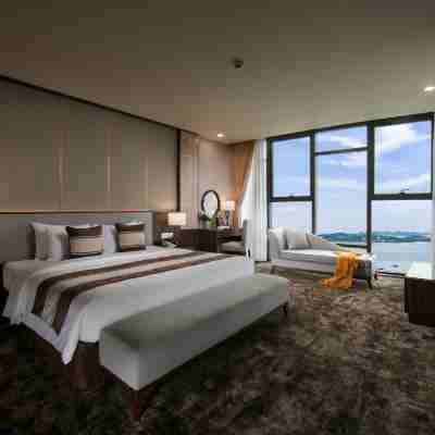 Marina Hotel Rooms