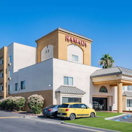 Ramada by Wyndham Bakersfield North