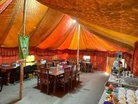 Apple Orchard Farm and Camping Hotel a Seringche